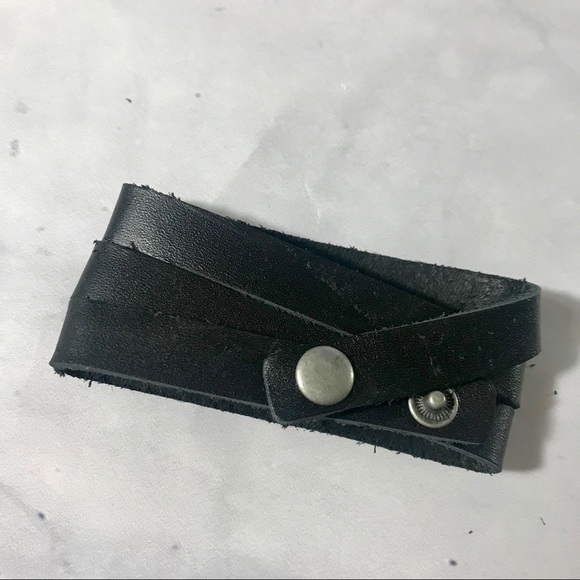 Follow Your Arrow Black Leather Wrap Bracelet - Picture 4 of 5